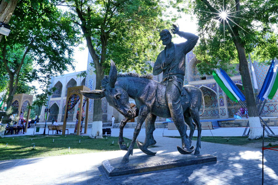 Afandi Monument, Bukhara